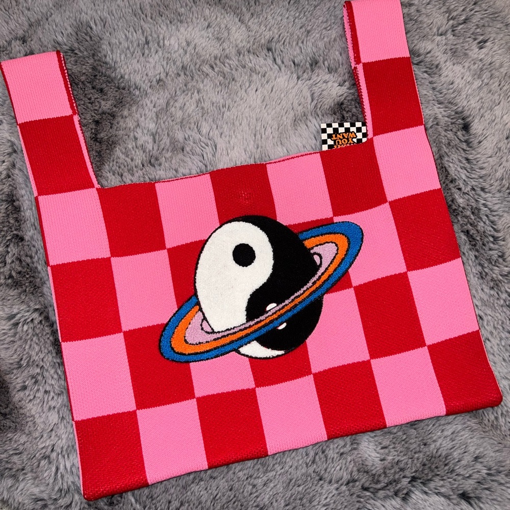 LALA ORIGINAL: Cosmic Queen Knit Tote